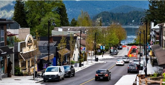 DEEP COVE - Lisa Muri